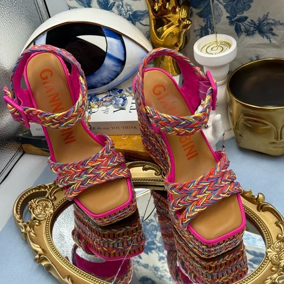 🆕 GIANNI BINI 🧿 NWOB Santi Woven Beaded Wedge Sandals, Rainbow Multi Sz US 6.5