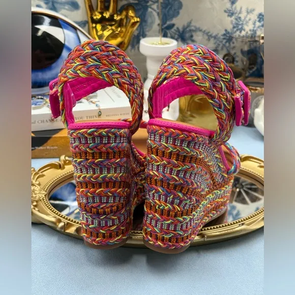 🆕 GIANNI BINI 🧿 NWOB Santi Woven Beaded Wedge Sandals, Rainbow Multi Sz US 6.5