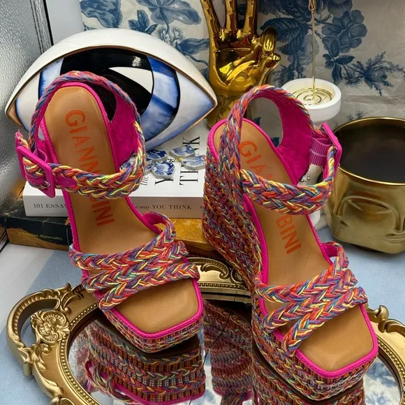 🆕 GIANNI BINI 🧿 NWOB Santi Woven Beaded Wedge Sandals, Rainbow Multi Sz US 6.5