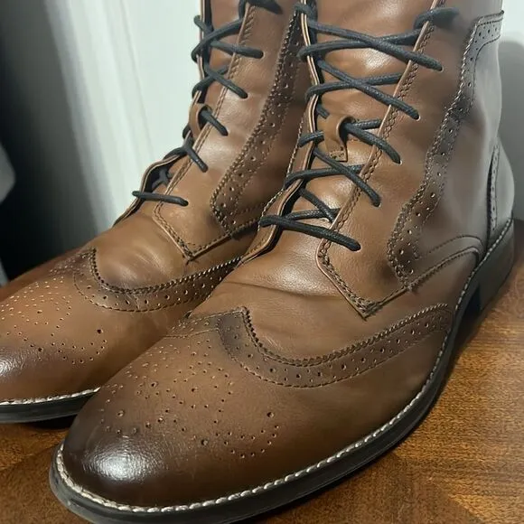 🔥🔥 H&amp;M Brown Chukka Wingtip Lace Up Boots - Men Sz 11.5 - PERFECT Condition