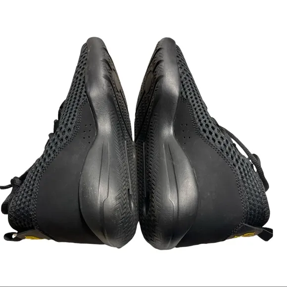 - Jordan Reveal Trophy Room shoes