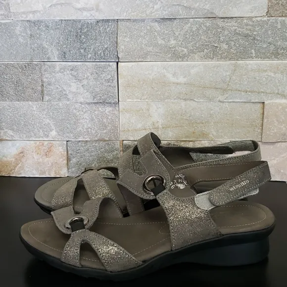 🎁 Mephisto Parfolia Sandals
