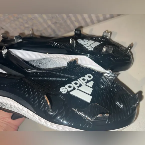 ⚾️ New! Adidas Baseball/Softball Cleats