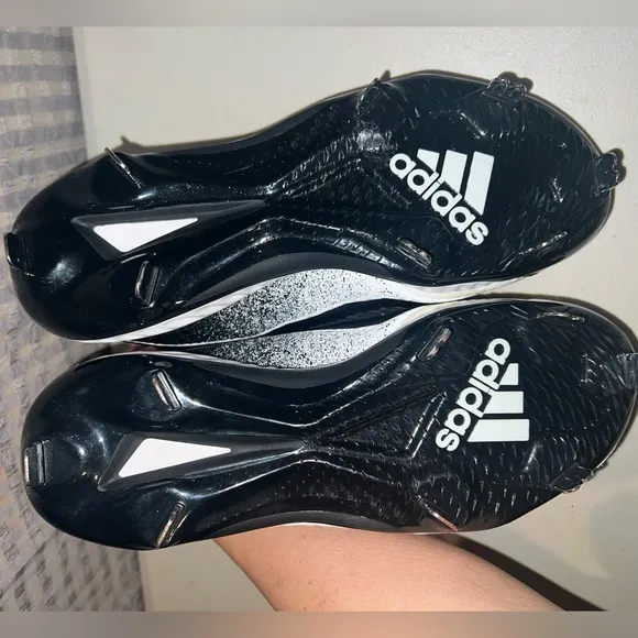 ⚾️ New! Adidas Baseball/Softball Cleats