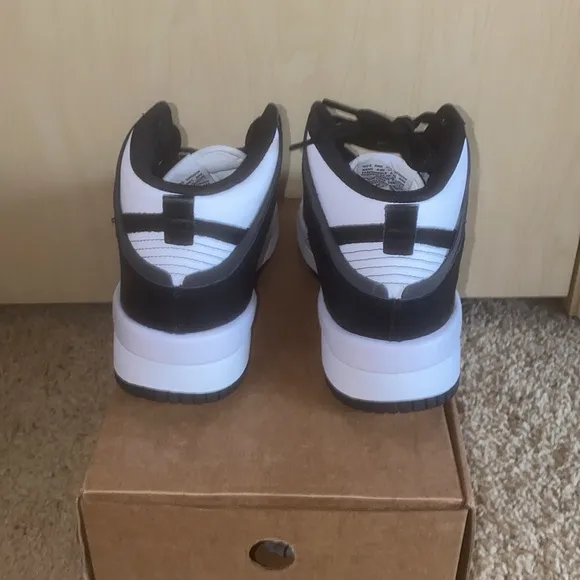 🖤 Nike Dunk High Up “Panda” Black/White Size 8.5 🖤