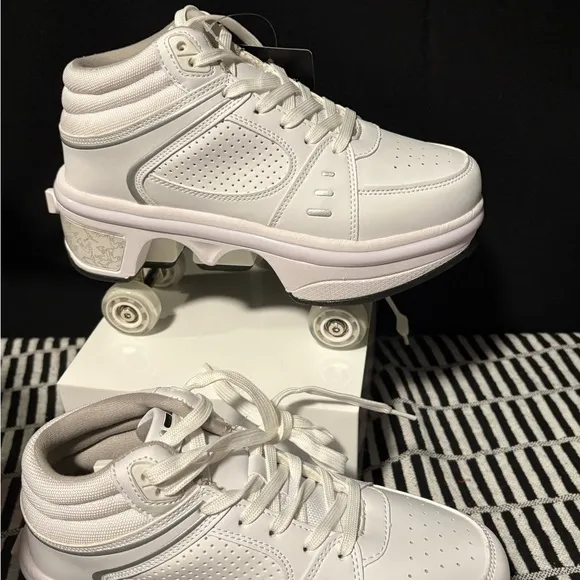 2-in-1 Roller Skates Shoes W/Retractable 4 Wheels &amp; Pop-Out Deformation Sneakers