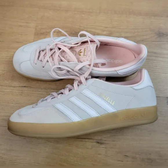 adidas Gazelle Indoor Shoea