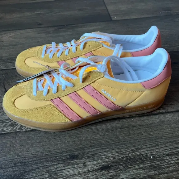 Adidas Men's Gazelle Indoor Shoes Yellow/Pink Size 10.5 NEW IE2959