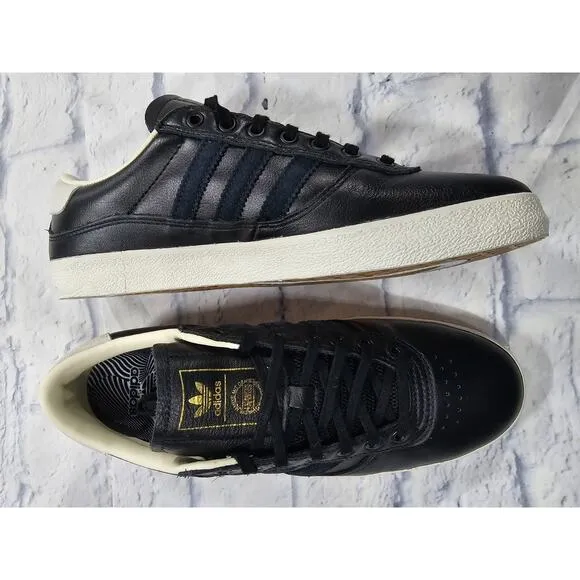 Adidas MENS SIZE 9 Puig Indoor Core Black Chalk White Shoes ID1745 Sneakers