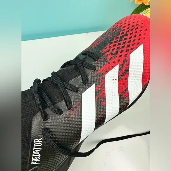 Adidas Predator athletic soccer indoor shoes, size 11.5, great condition