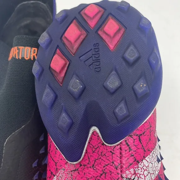 Adidas Predator Indoor Laceless Soccer Shoes TF Demonskin Shock Pink Size 6.5