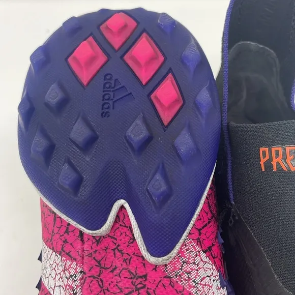 Adidas Predator Indoor Laceless Soccer Shoes TF Demonskin Shock Pink Size 6.5