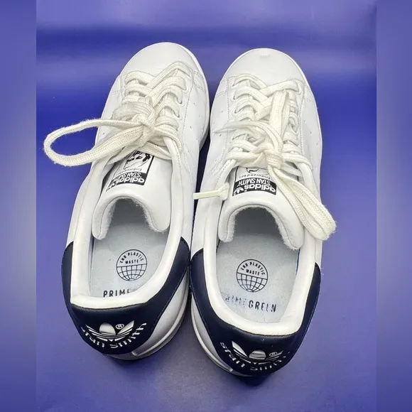 Adidas Stan Smith White with Navy Blue Classic Tennis Shoes Boys Size 7