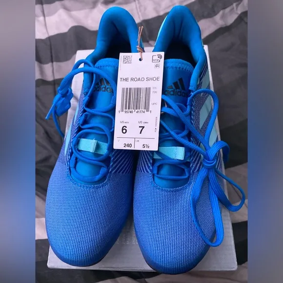 Adidas. The road cycling shoes NWT! NIB size 6 men 7 wmns