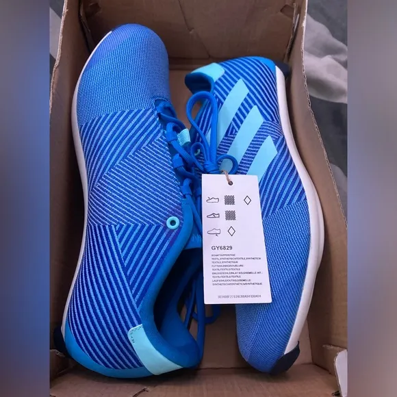 Adidas. The road cycling shoes NWT! NIB size 6 men 7 wmns