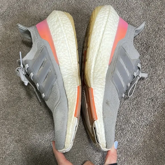 Adidas Ultraboost 21 Running Shoes Sneakers Grey Screaming Orange size 9.5