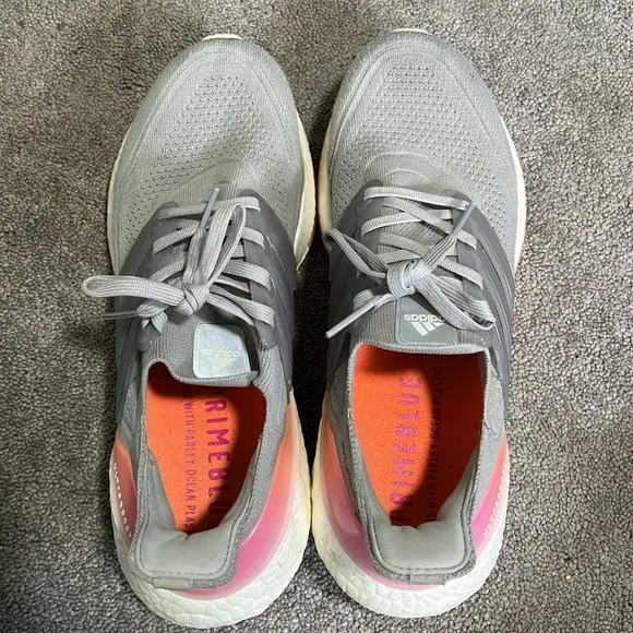 Adidas Ultraboost 21 Running Shoes Sneakers Grey Screaming Orange size 9.5