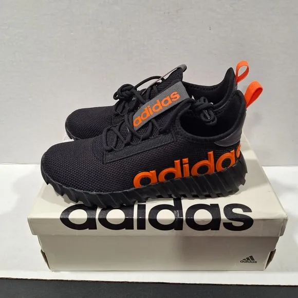 Adidas Unisex Kaptir 3.0 Black Lace-Up Running Shoes  Size 4 Youth IG2488 NEW