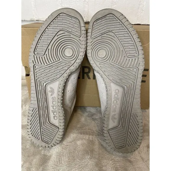 adidas Yeezy PowerPhase Quiet Grey - Size 7 men, size‎ 8.5 women W/box