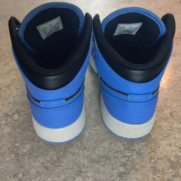 Air Jordan 1 Mid University Shoes Blue Youth Size 4.5Y DQ8423-401 * Clean *