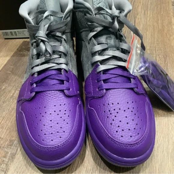 Air Jordan 1 Mid x Sheila Rashid 'UNITE' CW5897-005 Cool Grey Purple QS Sz 10.5