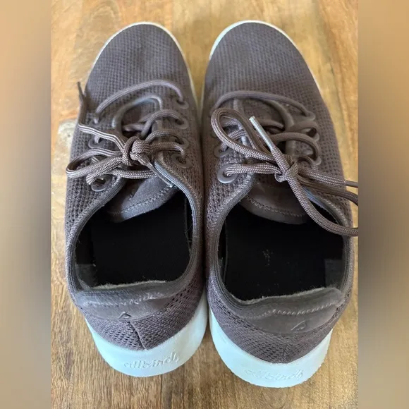 allbirds Lightweight Brown Tree Runners | Mens 10