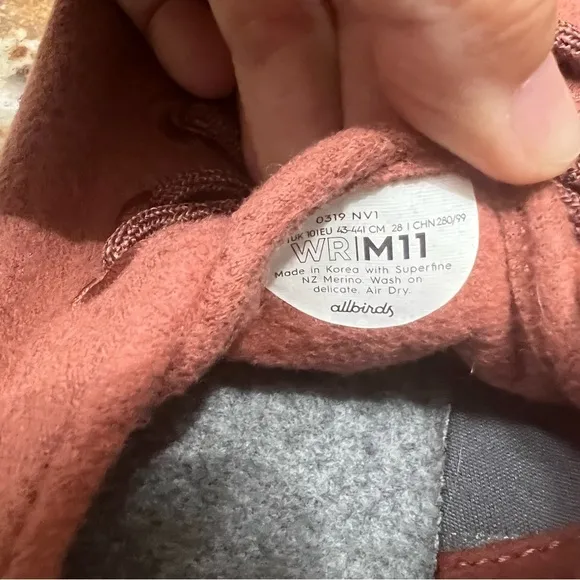 ALLBIRDS Wool Runners in Brick Red Size 11 — Worn 2X — Men’s