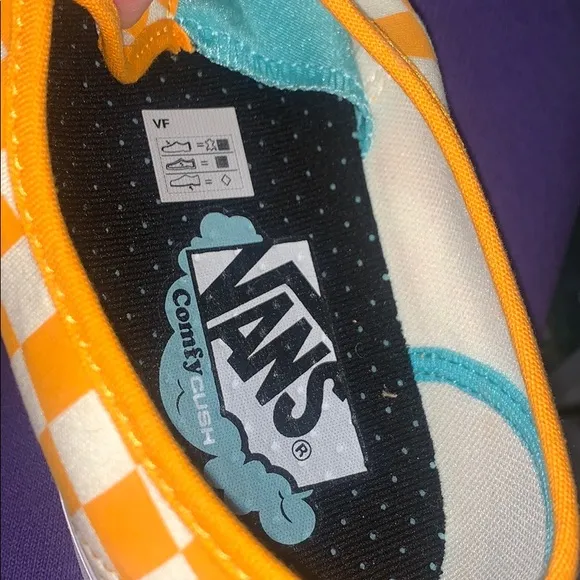 &gt;Ⓜ️COMFYCUSH  AUTHENTIC CHECKER ZINNIA(YELLOW) WHITE CANVAS SUEDE BRAND NEW VANS