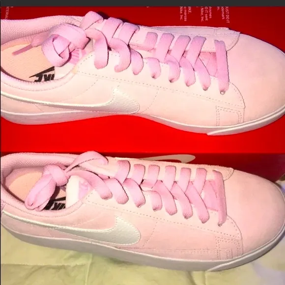 &gt;👧🏻SUEDE BLAZER LOE SD LIGHT PINK WHITE 😍 BRAND CUTE NEW NIKE 4.5 BIG GIRLS