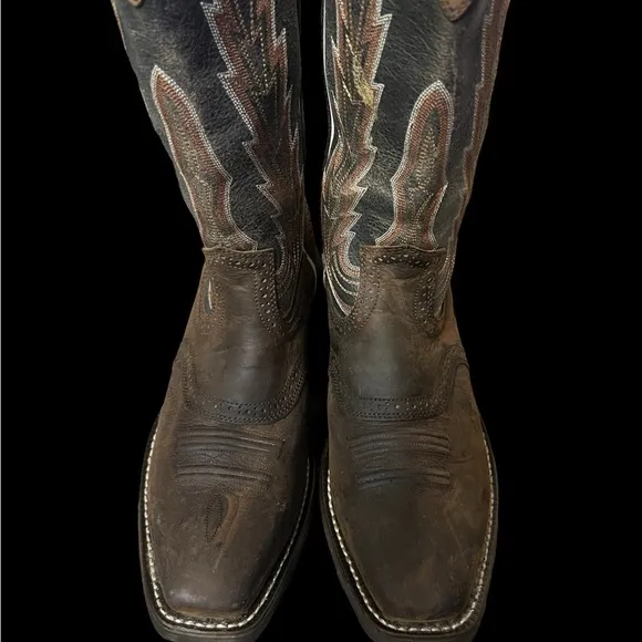 ARIAT Buckaroos men size 10
