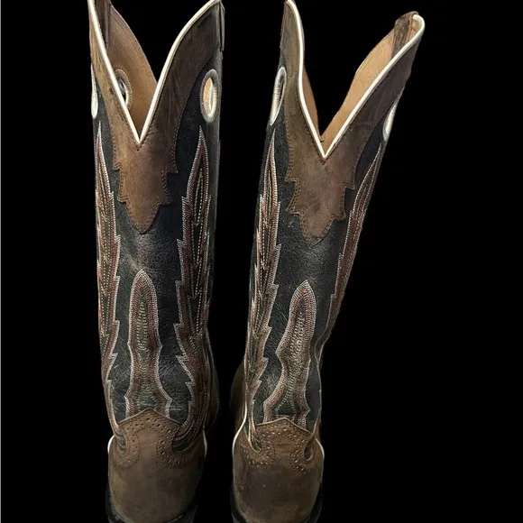 ARIAT Buckaroos men size 10