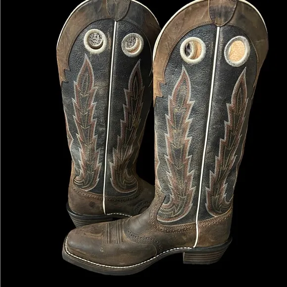 ARIAT Buckaroos men size 10