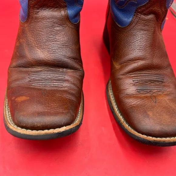 Ariat men 5.5 quick draw blue cowboy boots