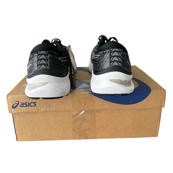 ASICS Gel-Kayana 29 Black and White Athletic Running Shoes Women’s 9.5 Wide