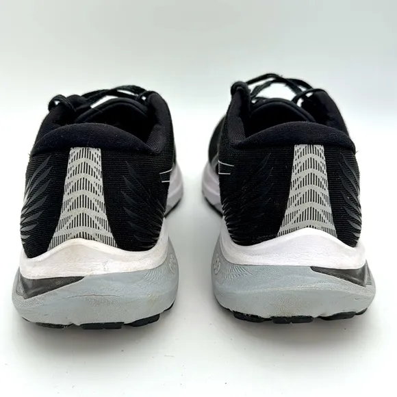 ASICS women’s GT2000 11 Black White lace up Running Shoes sneaker performance 11