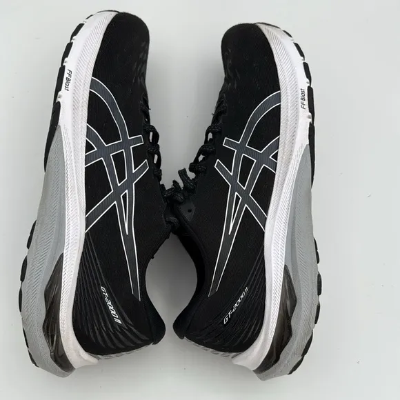 ASICS women’s GT2000 11 Black White lace up Running Shoes sneaker performance 11