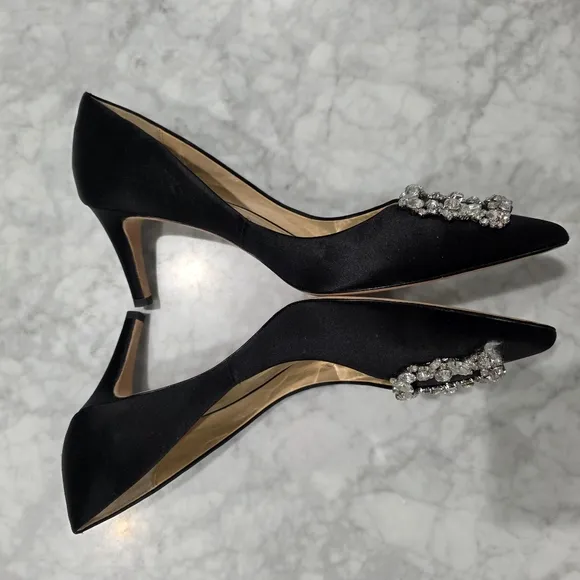 Badgley Mischka Black Satin Brooch Embellished Satin Pointed Heels 9.5
