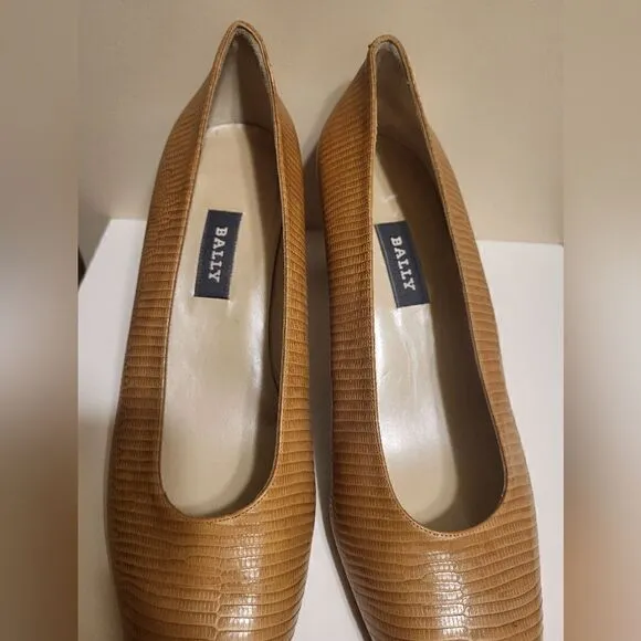 Bally Tan Snakeskin Pointy Toe Stacked Heel Pumps sz. 10 Ret.$298 Made in Italy