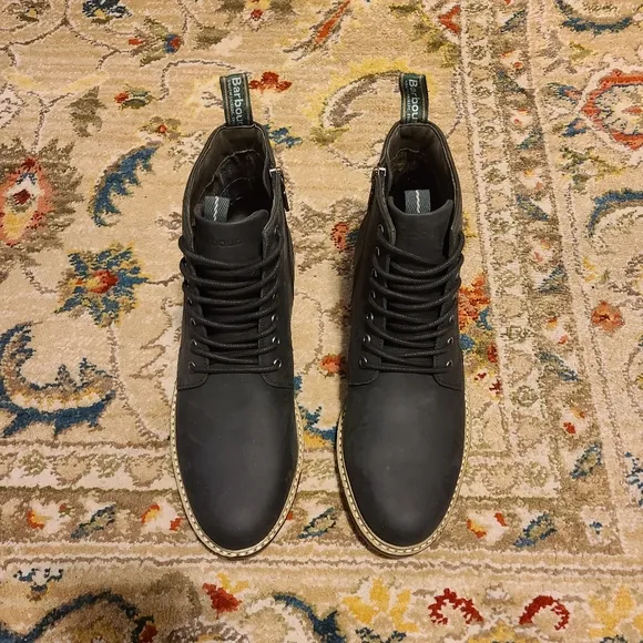 BARBOUR Round Toe Black Waxy Seaham Lace &amp; Zip Boots