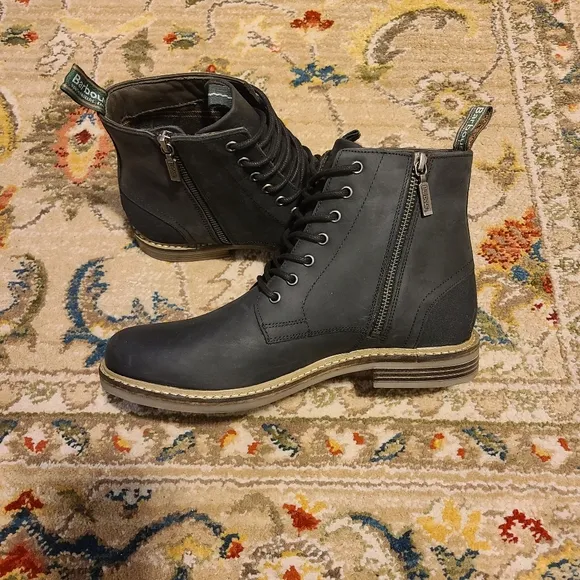 BARBOUR Round Toe Black Waxy Seaham Lace &amp; Zip Boots