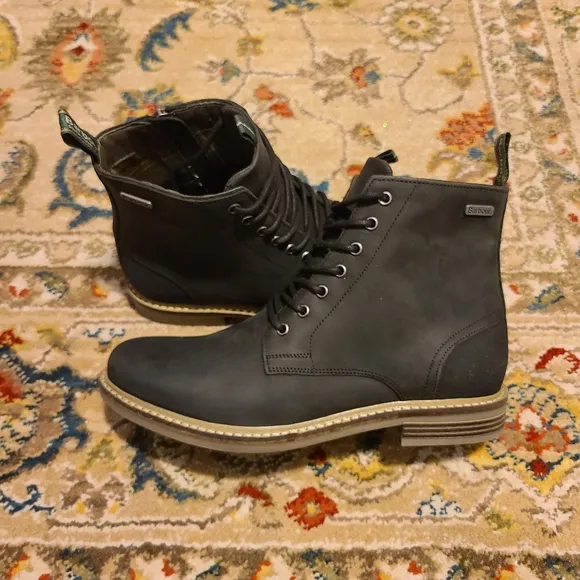 BARBOUR Round Toe Black Waxy Seaham Lace &amp; Zip Boots