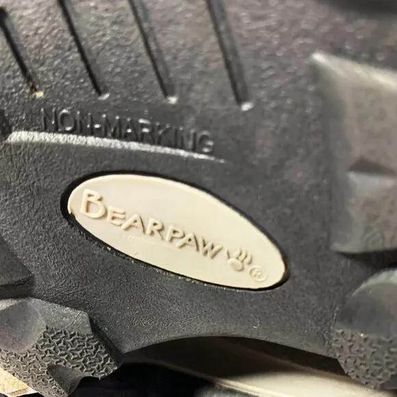 BearPaw Men Boots Size 9 W
