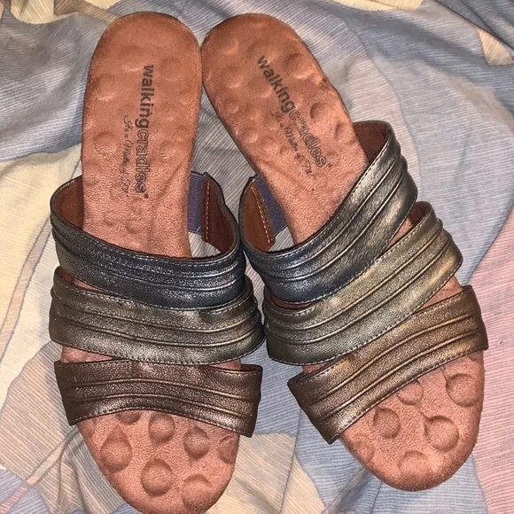 Beautiful Walking Cradles healed sandals