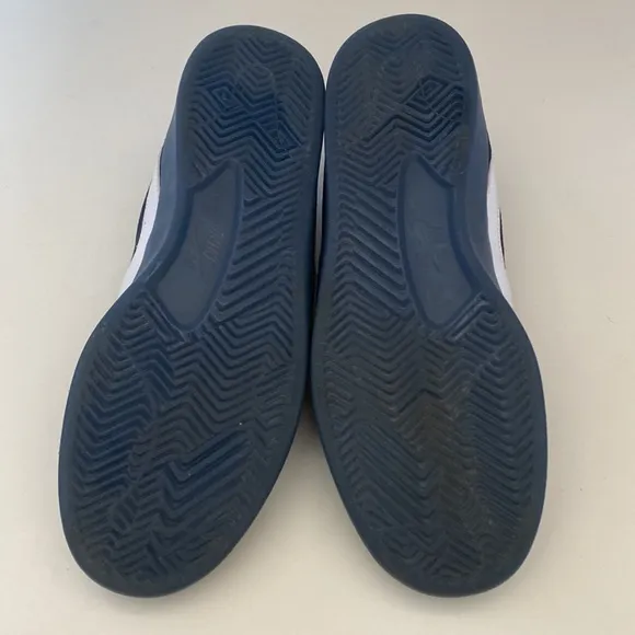 Big Boy’s 6.5, Nike Bruin React Skateboard Shoes