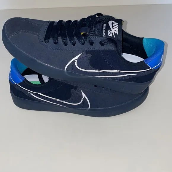 Big Boy’s 6.5, Nike Bruin React Skateboard Shoes