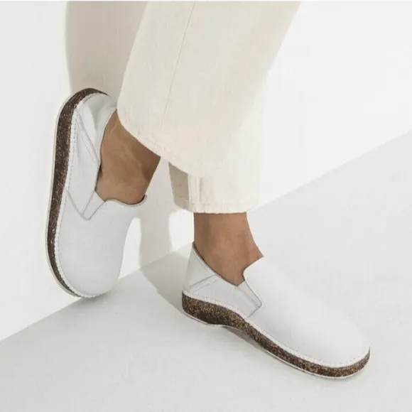 Birkenstock Callan White Pabbled Leather Slip on EU 38 Womens 7