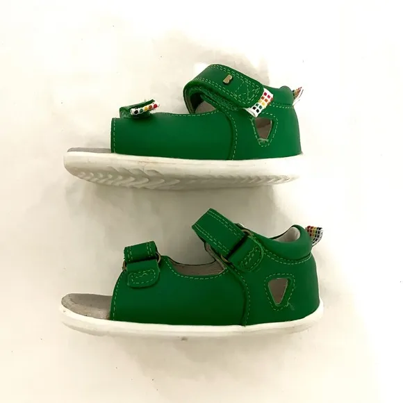 Bobux • emerald green open toe walking sandals • EU 21  US 5