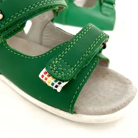Bobux • emerald green open toe walking sandals • EU 21  US 5