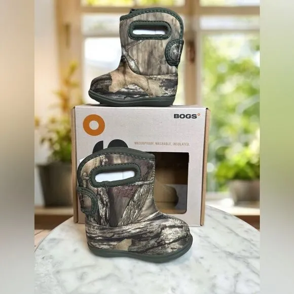 BOGS Mossy Oak Winter Snow WATERPROOF WASHABLE INSULATED Toddler Boots Size 4