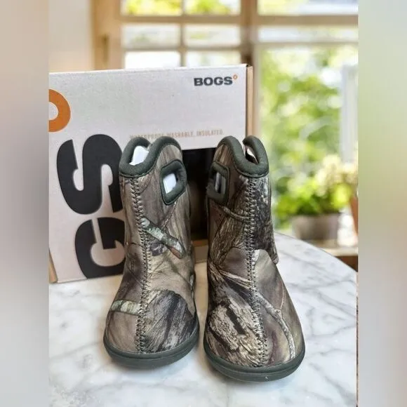 BOGS Mossy Oak Winter Snow WATERPROOF WASHABLE INSULATED Toddler Boots Size 4
